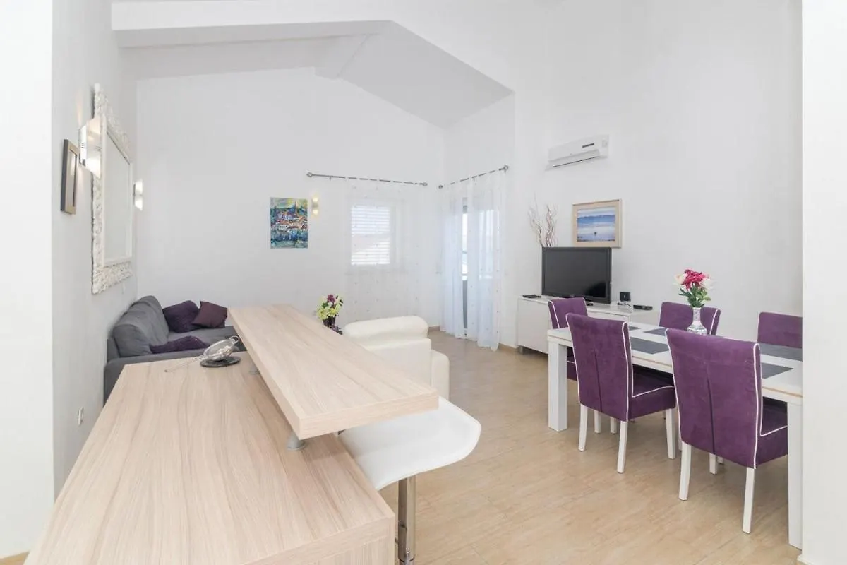 Apartment Perla Dinjiska